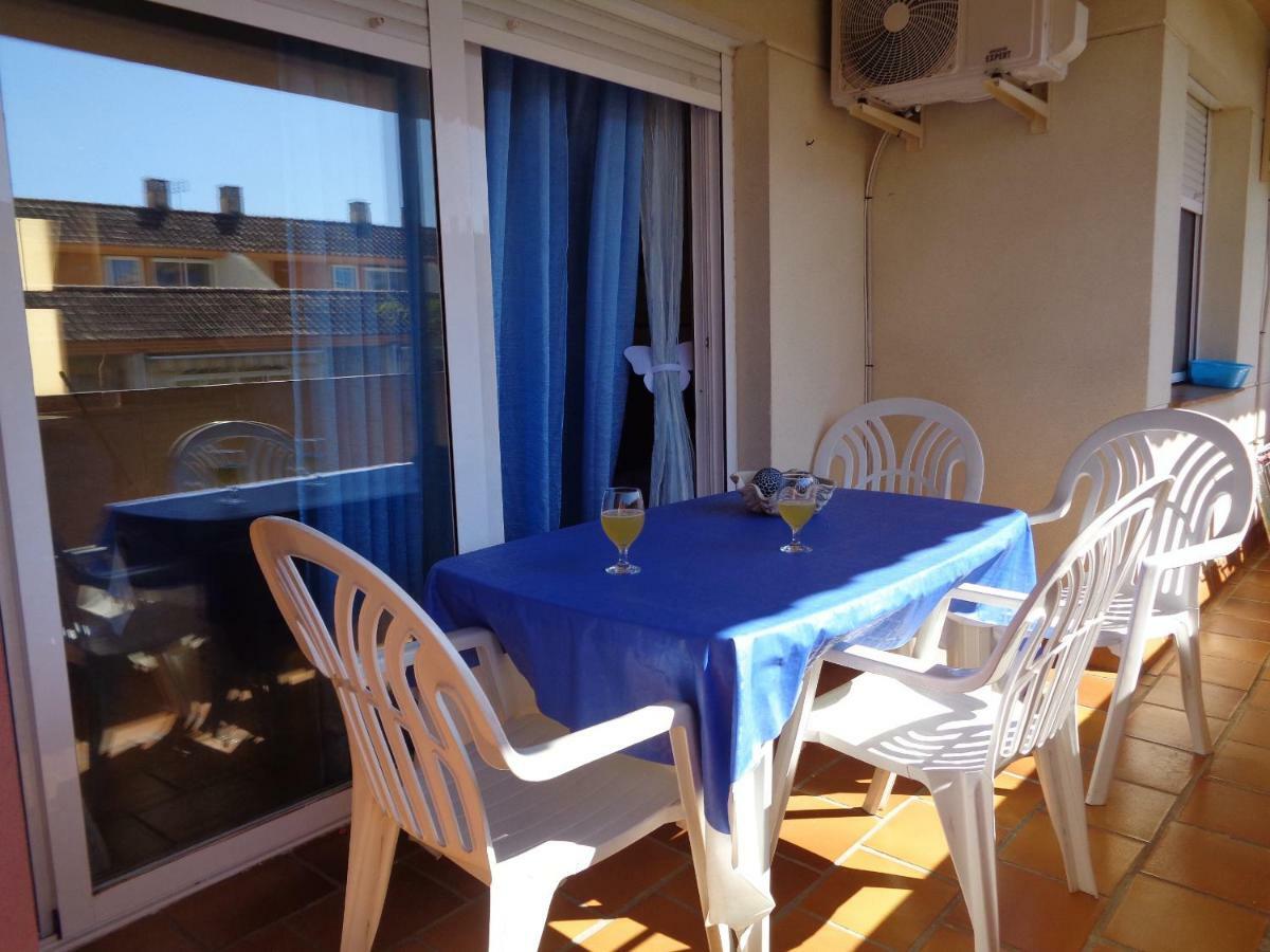Apartamento Calle Fundadores Isla Cristina Luaran gambar